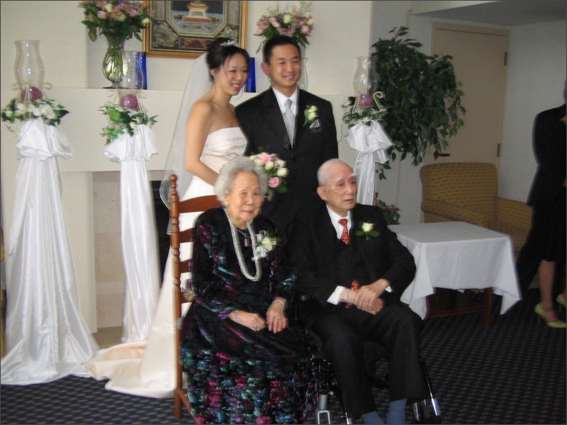 [107-0737_IMG.JPG]