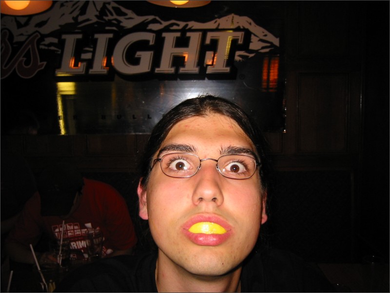 [105-0565_img.jpg]